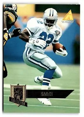 Emmitt Smith in action from the 1995 Pinnacle Club Collection football card