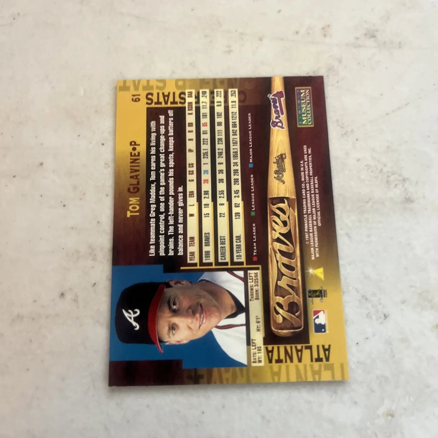 Tom Glavine 1997 Pinnacle Museum Collection Parallel baseball card for collectors