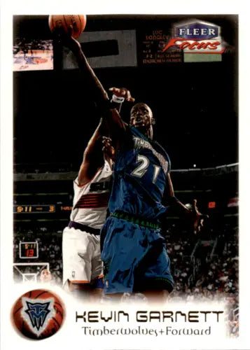1999-00 Fleer Focus Kevin Garnett basketball card with original gloss featuring Timberwolves