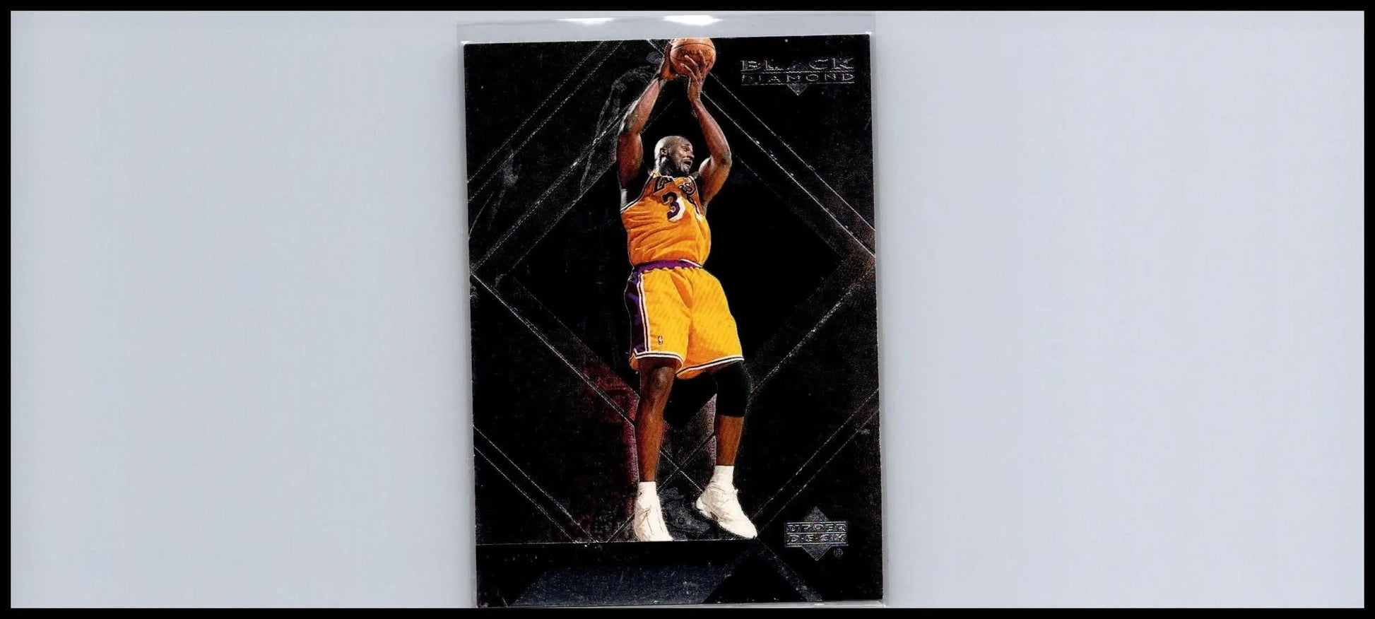 1999-00 Upper Deck Black Diamond #37 Shaquille O’Neal basketball trading card