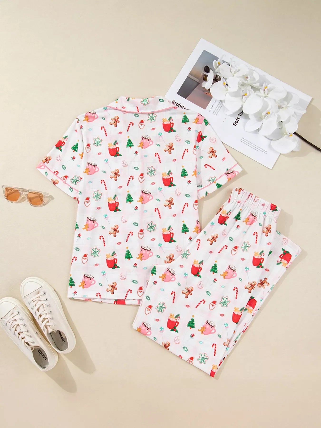 Christmas Spirit Cute Holiday Print Short Sleeve Shirt and Pants 2pcs Pajama Set