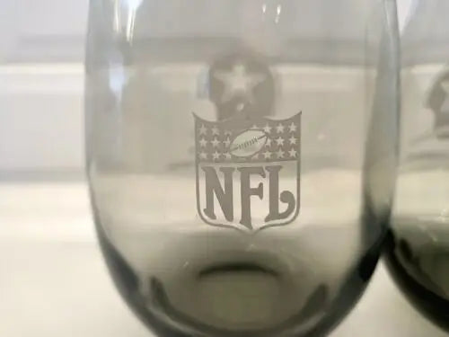 Dallas Cowboys smoke gray wine glass commemorating 1972 world champions
