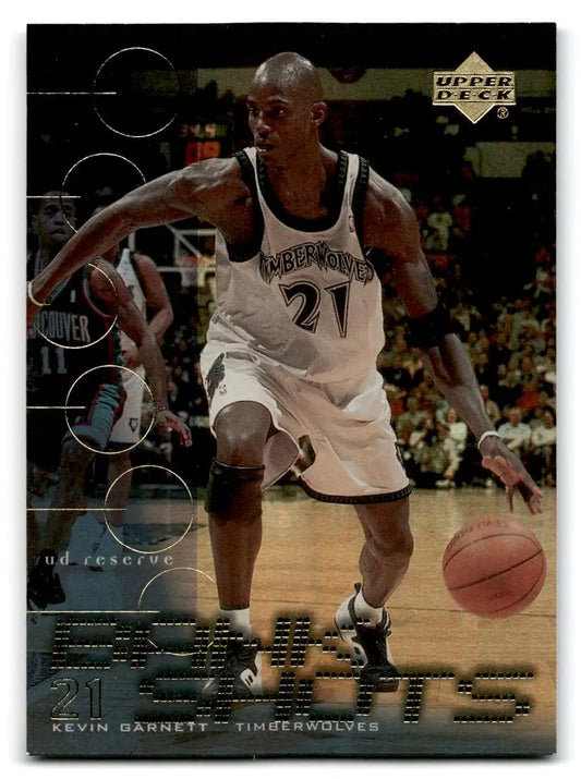 2000-01 UD Reserve #BK1 Kevin Garnett Bank Shots - Trading Card