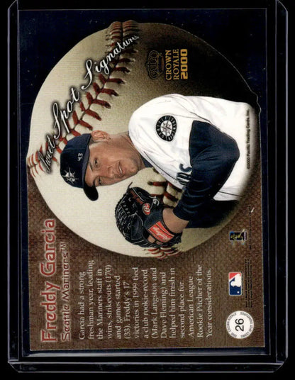 Freddy Garcia pitching on 2000 Pacific Crown Royale baseball card for Louis Cardinals