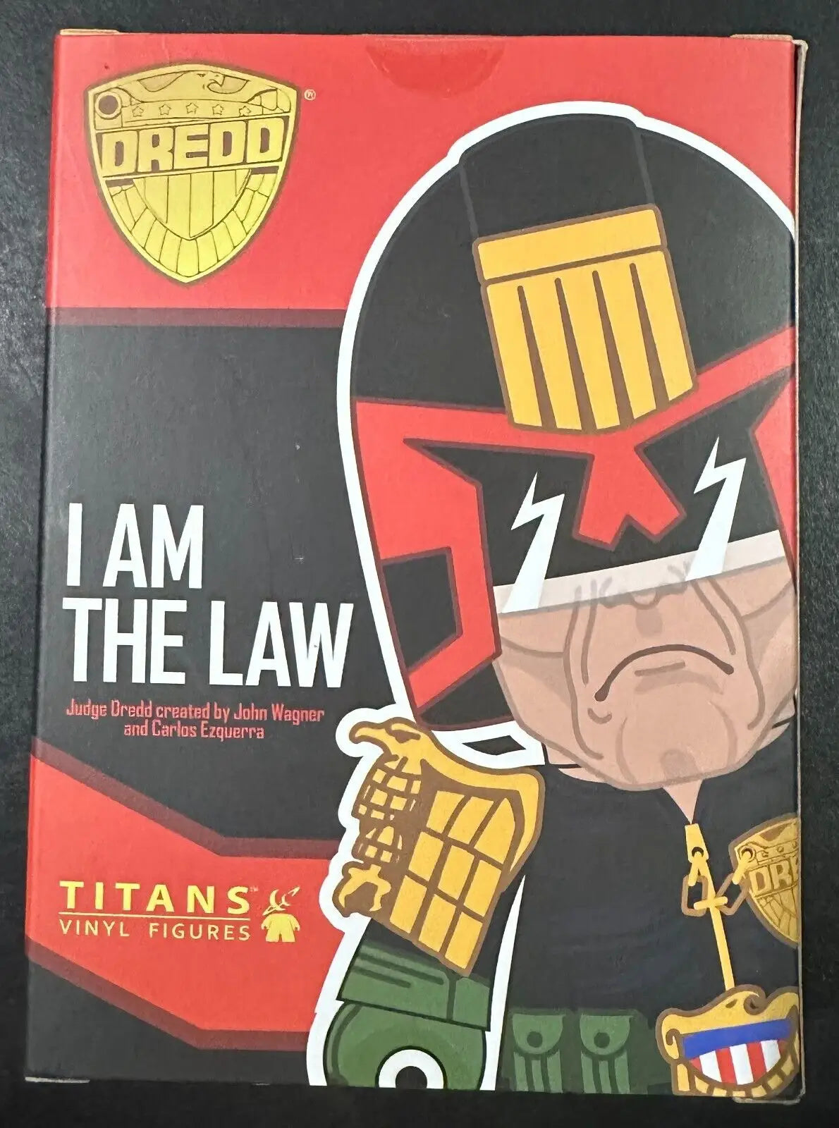 2000AD Titans Judge Dredd PX Exclusive Vinyl Figure Cursed Earth version box display