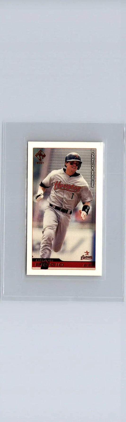 Baseball card of Craig Biggio running from Pacific Private Stock 2001 Pacific Private Stock