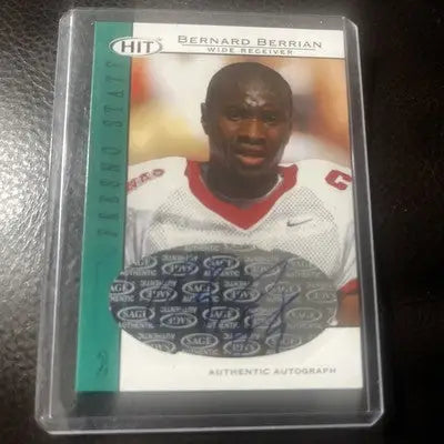 Autographed football card featuring Bernard Berrian from Sage Hit Bernard Rookie Auto series