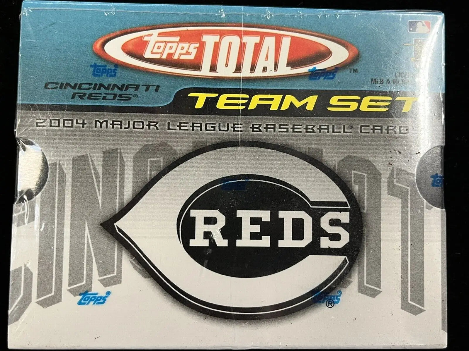 Sealed 2004 Topps Total Cincinnati Reds Team Set for Major League Baseball collectors