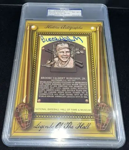 Brooks Robinson autographed Hall of Fame plaque card from 2011 Legends of the Hall