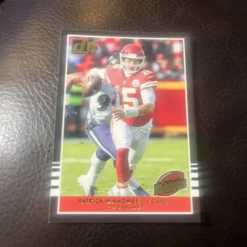 2019 Donruss Football HIGHLIGHTS #3 Patrick Mahomes trading card for football enthusiasts