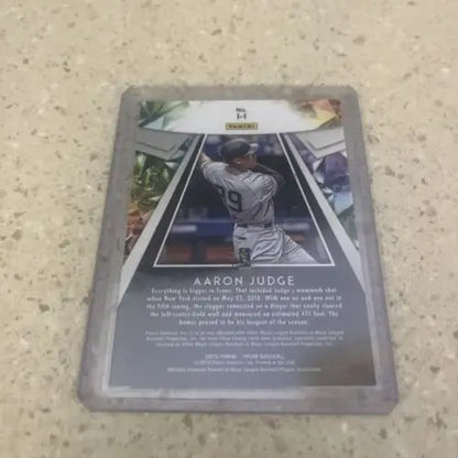 Aaron Judge Illumination trading card from 2019 PRIZM New York Yankees