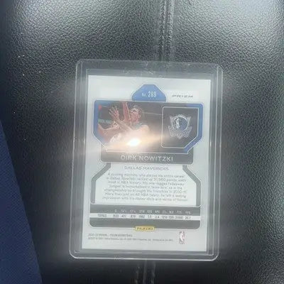 2021-22 Panini Prizm Dirk Nowitzki Pulsar Prizm basketball card image