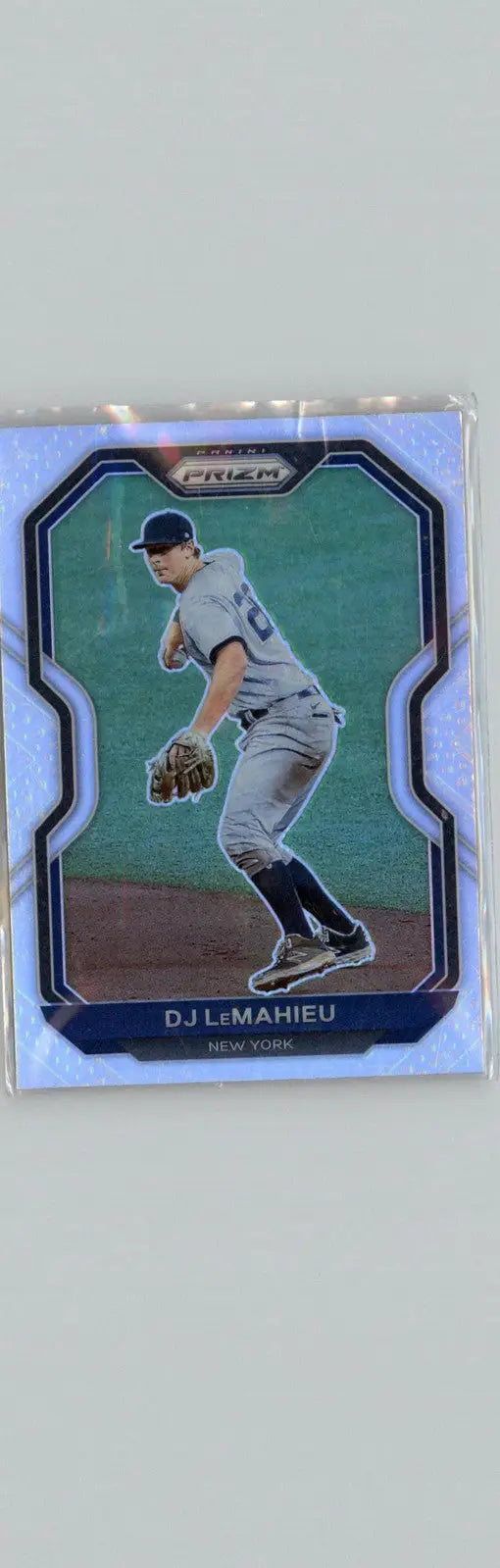 2021 Panini Prizm DJ LeMahieu baseball card featuring New York Yankees player