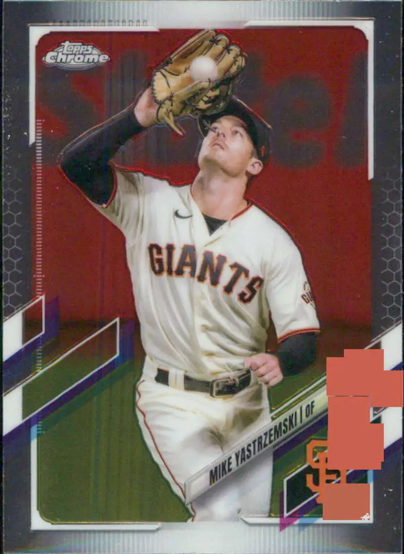 Baseball card of Mike Yastrzemski catching a ball, San Francisco Giants 2021 Topps Chrome