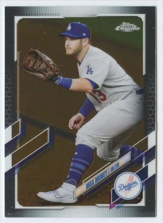 Max Muncy 2021 Topps Chrome #173 NM-MT Baseball Card of Los Angeles Dodgers