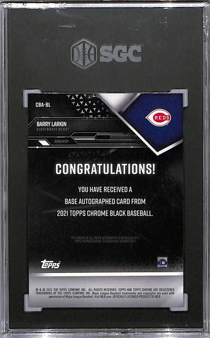 Graded Barry Larkin Topps Chrome Black Refractor Green Baseball Card Cincinnati Reds SGC 9.5