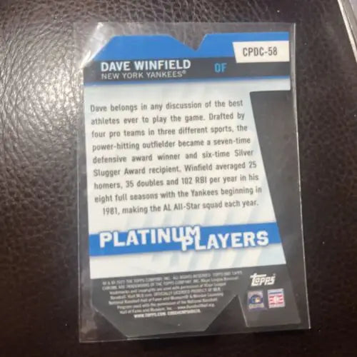 Die cut 2021 Topps Chrome Update Dave Winfield baseball card New York Yankees