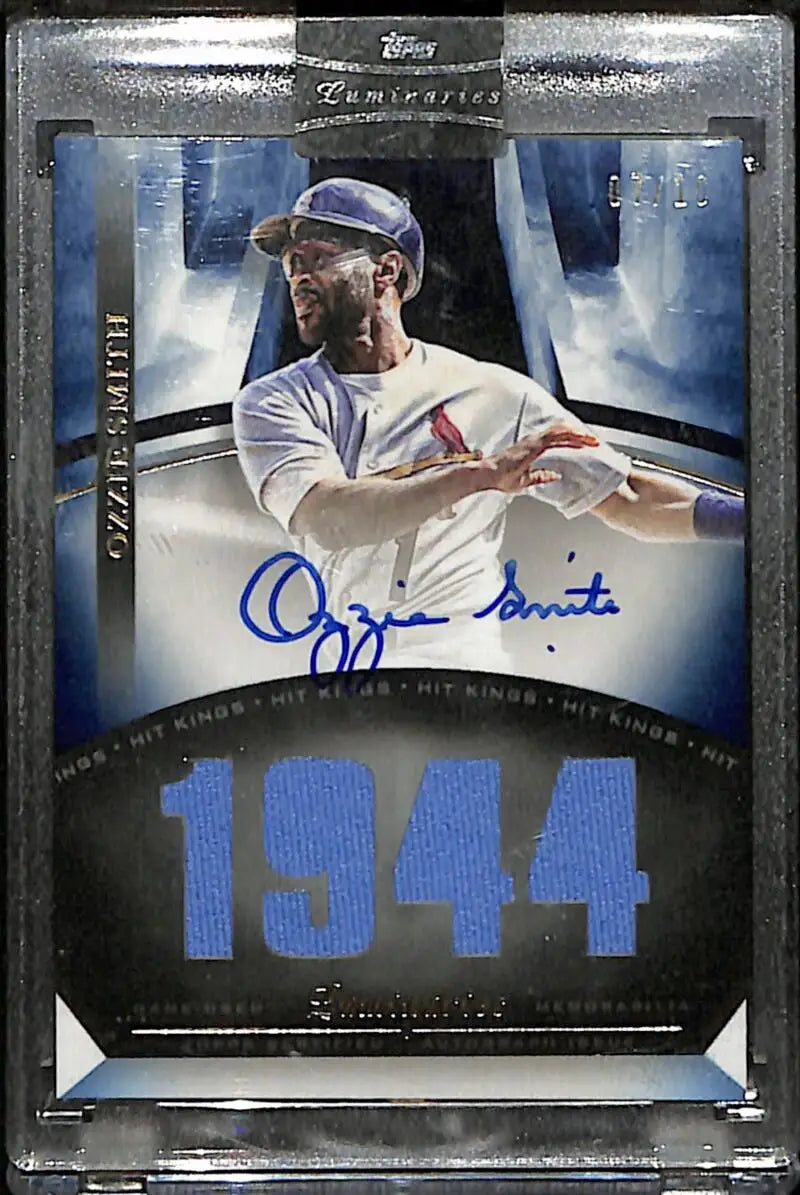 Baseball trading card of Ozzie Smith from Topps Luminaries Hit Kings with autograph