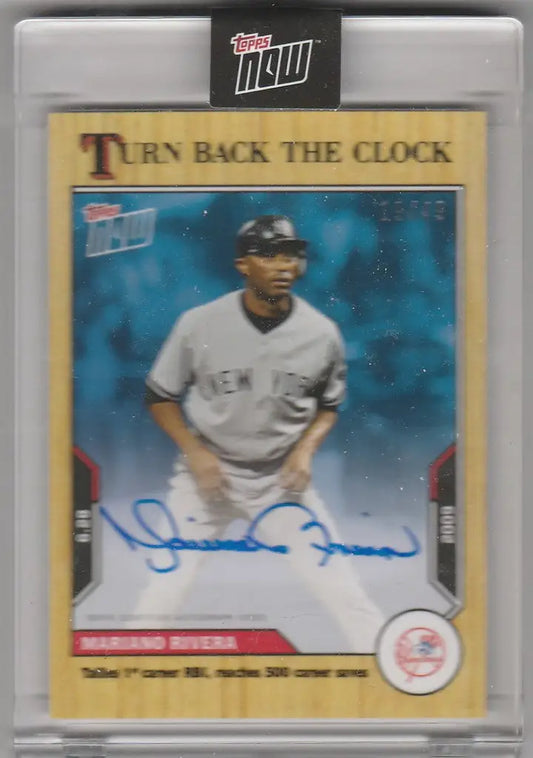 Baseball card of 89A Mariano Rivera with autograph, from 2021 Topps Now Turn Back Clock Auto