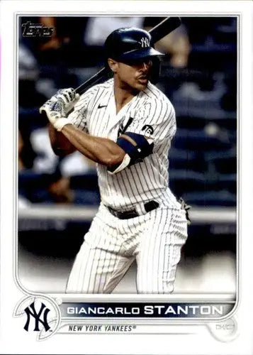 Baseball card featuring Giancarlo Stanton with original gloss, 2022 Topps NM-MT Yankees