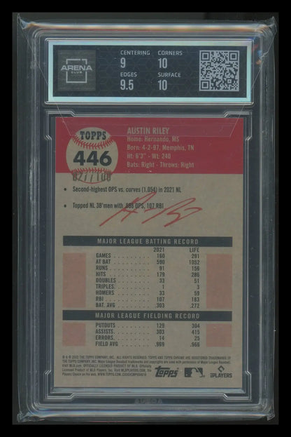 Graded Austin Riley baseball card 2022 Topps Chrome Fuchsia Atomic Refractor 9.5