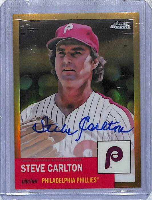 Baseball card of Steve Carlton in Phillies pinstripes, Platinum Anniversary Refractor Gold