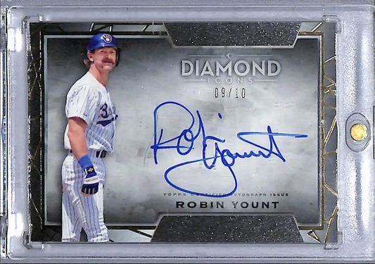 Robin Yount autographed baseball card from 2022 Topps Diamond Icons for Milwaukee Brewers
