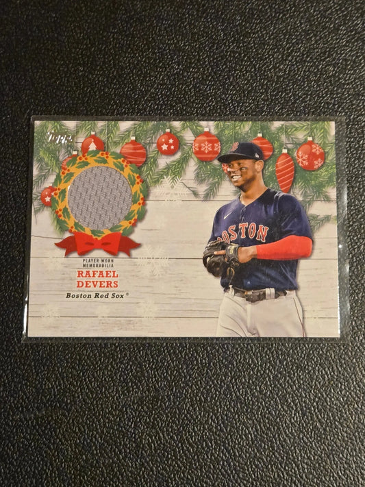Rafael Devers relics baseball card featuring player-worn jersey swatch from Topps Holiday