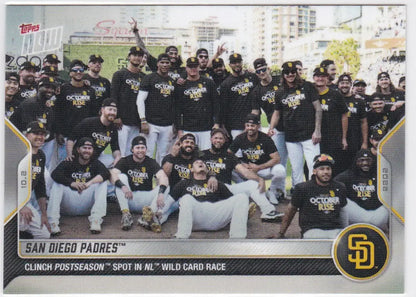 San Diego Padres baseball card from 2022 TOPPS NOW #1002 featuring a San Diego Padres player