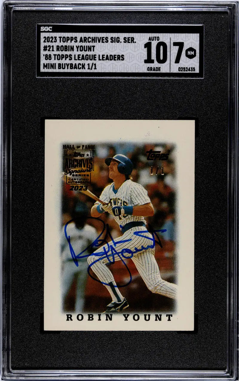 Graded baseball card of Robin Yount in Milwaukee Brewers uniform, SGC 7 NM Auto 1/1