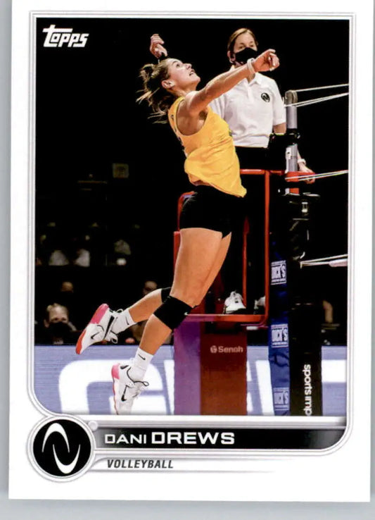 Dani Drews in yellow jersey leaps to serve in 2023 Topps Athletes Unlimited Volleyball Card