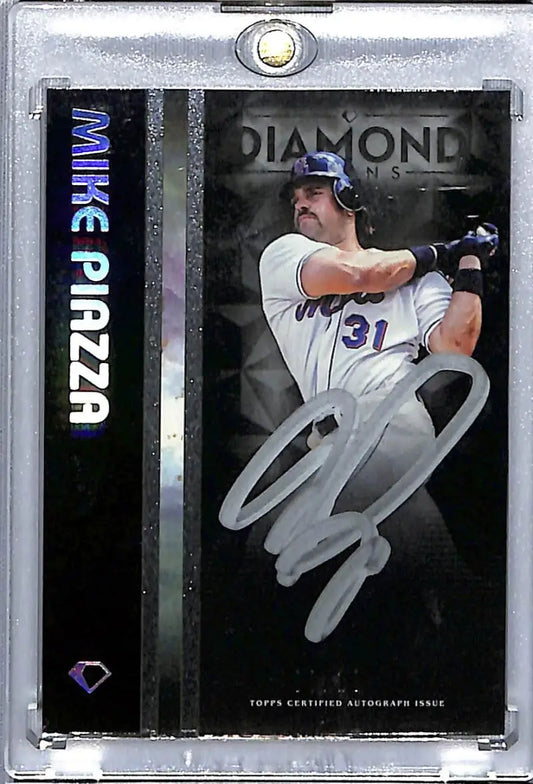 Mike Piazza autographed baseball card from Topps Diamond Icons series