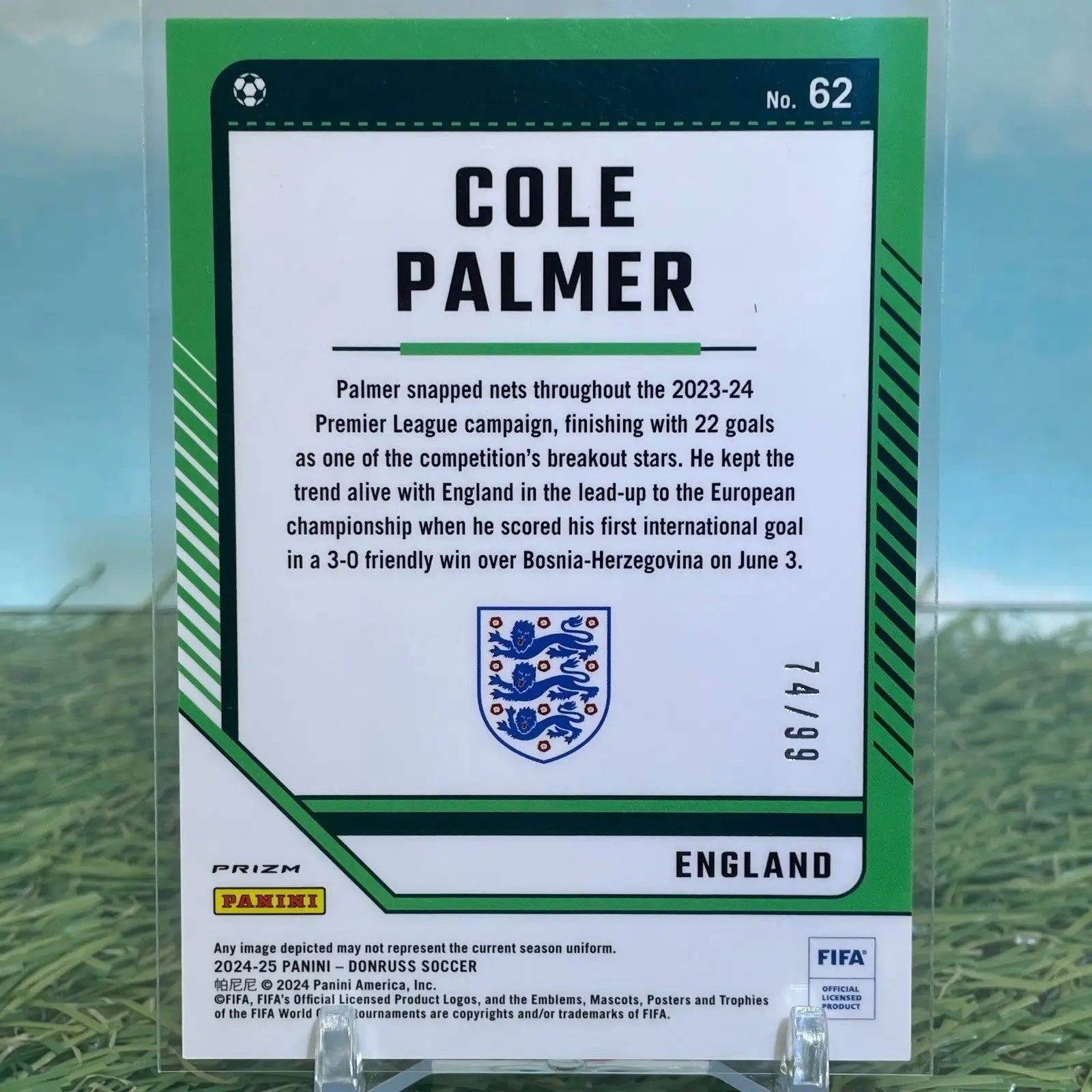 Collectible Cole Palmer 2024-25 Panini Donruss FIFA Optic Pink Velocity Prizm card