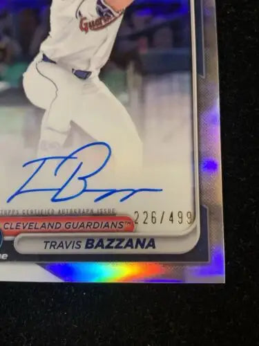 Signed Travis Bazzana 2024 Bowman Draft Refractor trading card #226/499 Auto Guardians