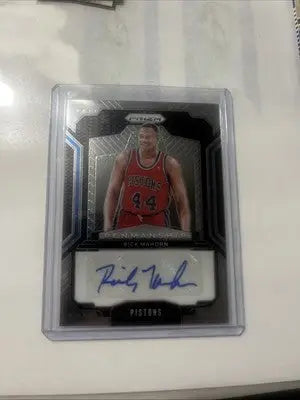 Rick Mahorn Penmanship Auto basketball card featuring Richard Hamilton autograph detail