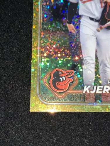 Sparkly Topps Chrome Update Heston Kjerstad USC120 Gold Speckle baseball card #1/50