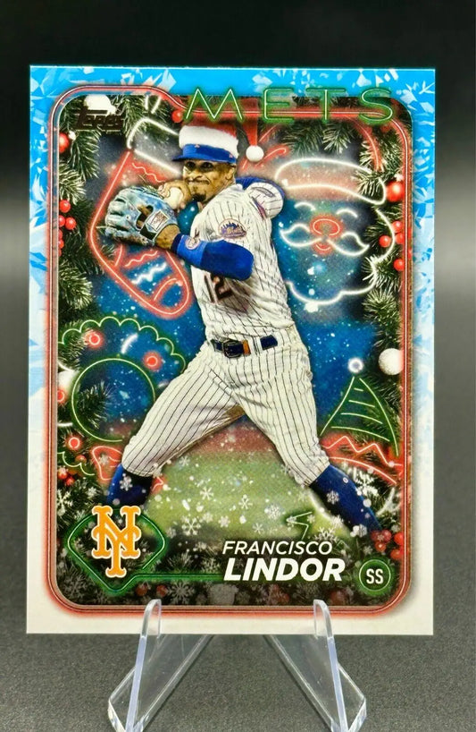 2024 Topps Holiday Francisco Lindor Santa Hat special edition baseball card
