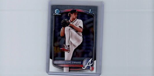 Baseball trading card featuring Luke Sinnard in uniform from 2025 Bowman BCP-62 Sinnard Chrome Prospects