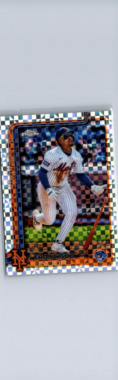 Baseball trading card of Francisco Lindor in Mets uniform from 2025 Topps Chrome Frozenfractors