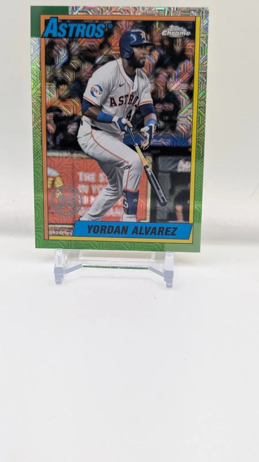 Yordan Alvarez Chrome Silver Pack Mojo baseball card from 2025 Topps Series 1 Astros