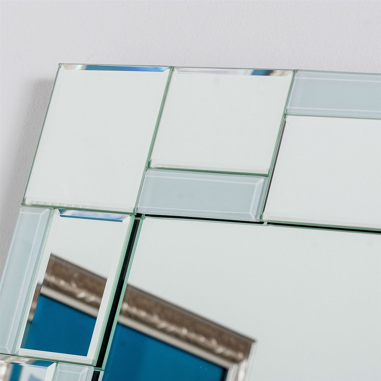 Modern 31.5 x 23.6 inch Rectangle Bathroom Mirror with Unique Border-0