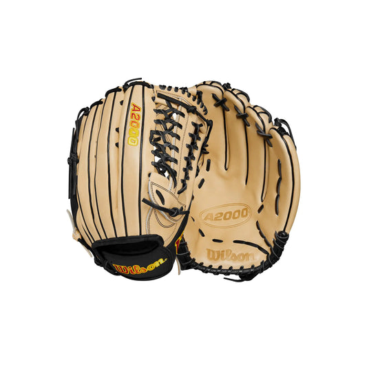 Wilson 2024 A2000 SP135SS 13.5” Slowpitch Softball Glove - Left Hand Throw Blonde/Black