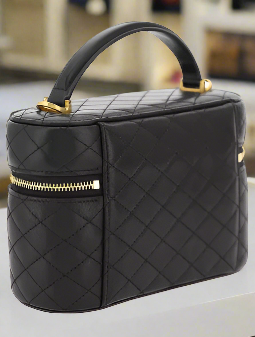 SAINT LAURENT (YSL) BLACK LEATHER HANDBAG