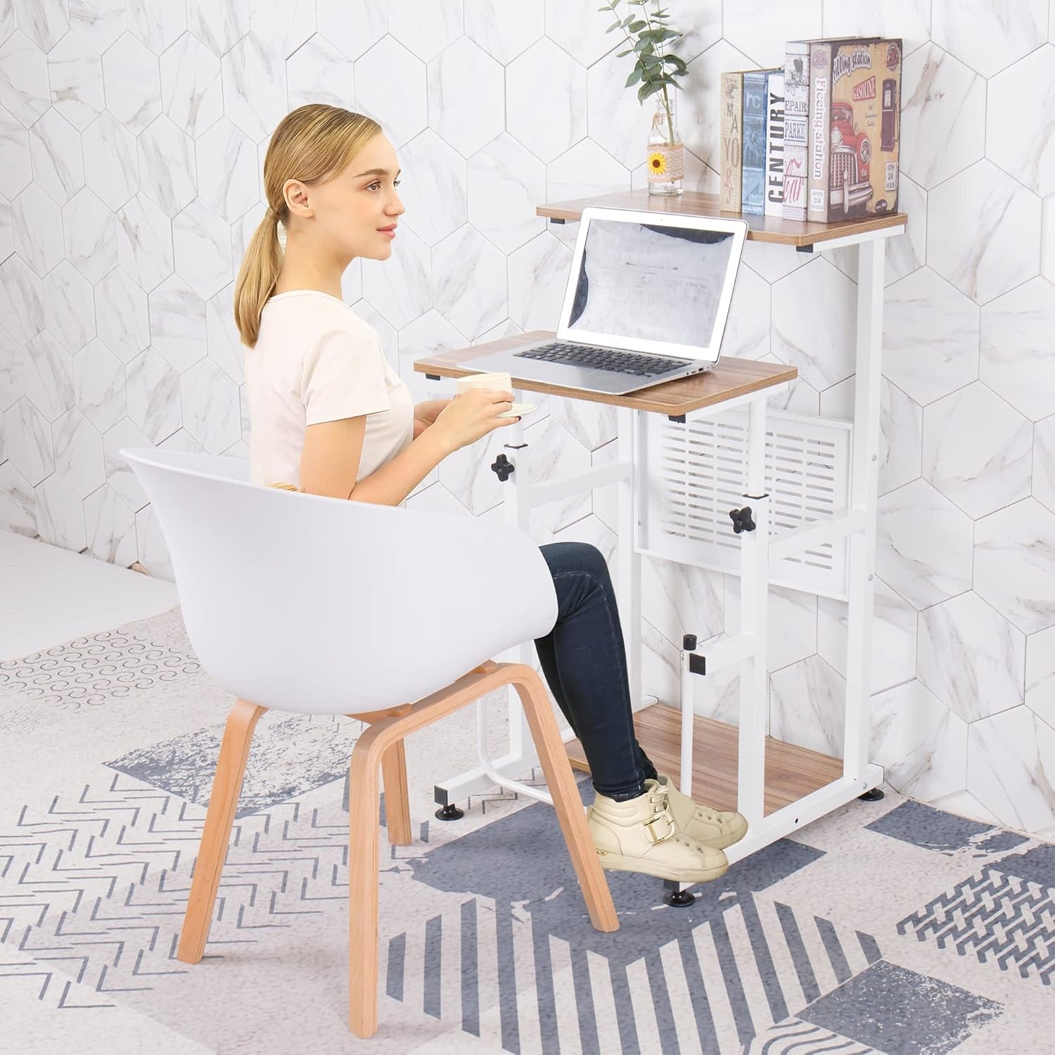 Adjustable Height Standing Desk for Modern Workspaces-1