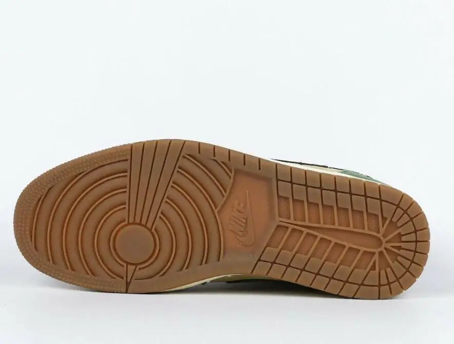 Brown Rubber Shoe Sole with Circular Pivot Point and Grid Pattern from Air Jordan 1 Low Zion Williamson Voodoo for fast shipping
