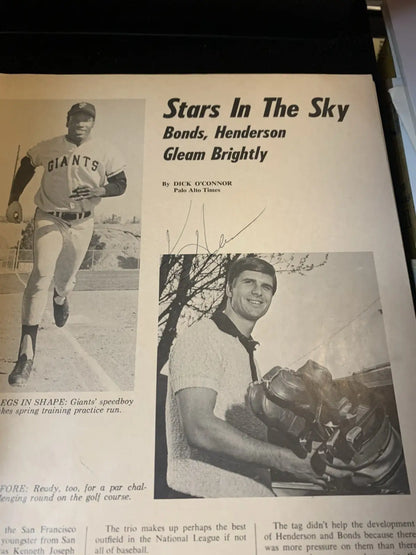 AUTO 1971 San Francisco Giants Yearbook Mays McCovey Marichal 24 Signatures JSA