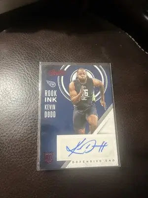 Kevin Dodd rookie ink trading card from 2016 Absolute Titans collection