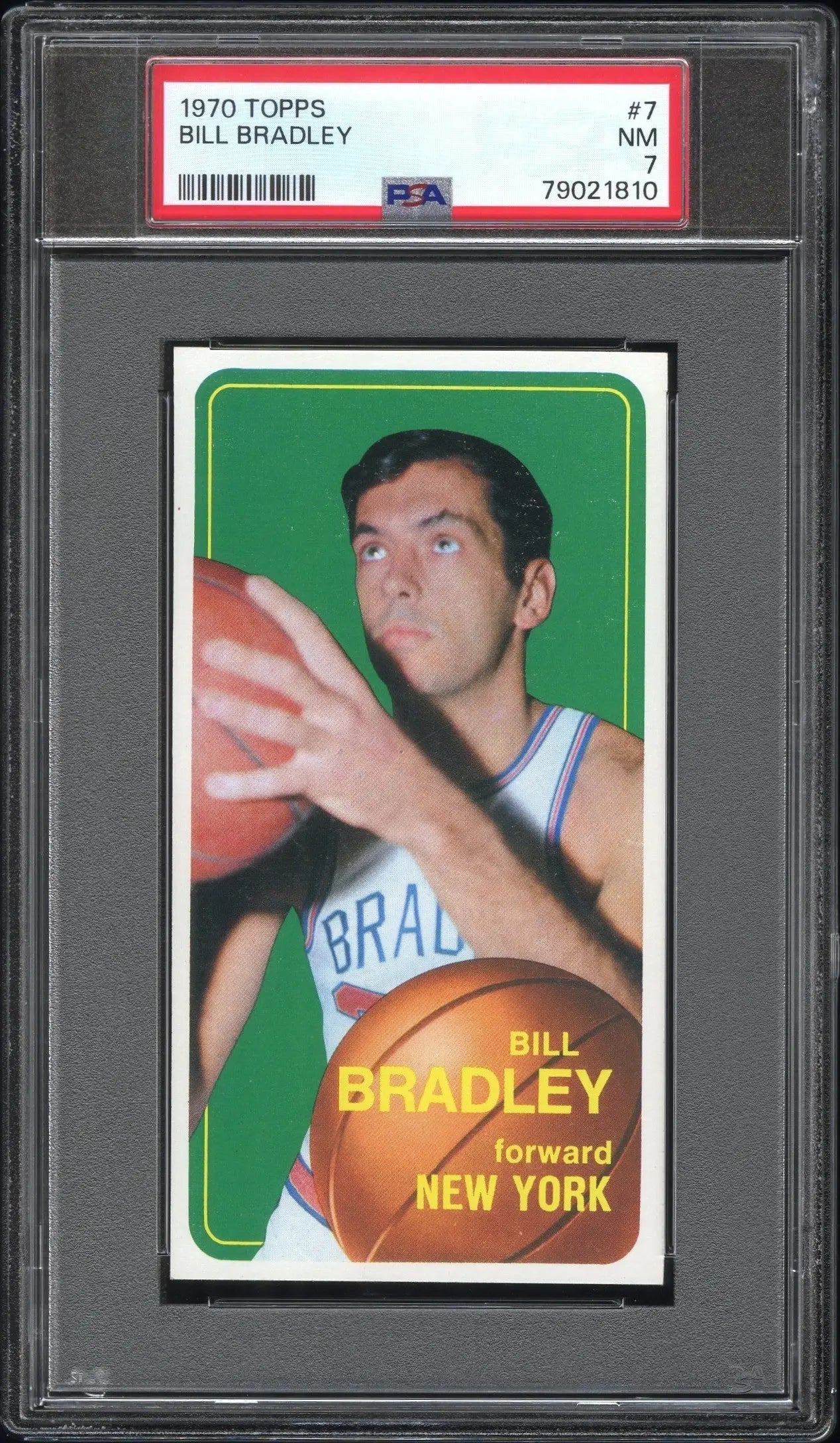PSA-graded Bill Bradley 1970 Topps #7 trading card with Knicks player on green background
