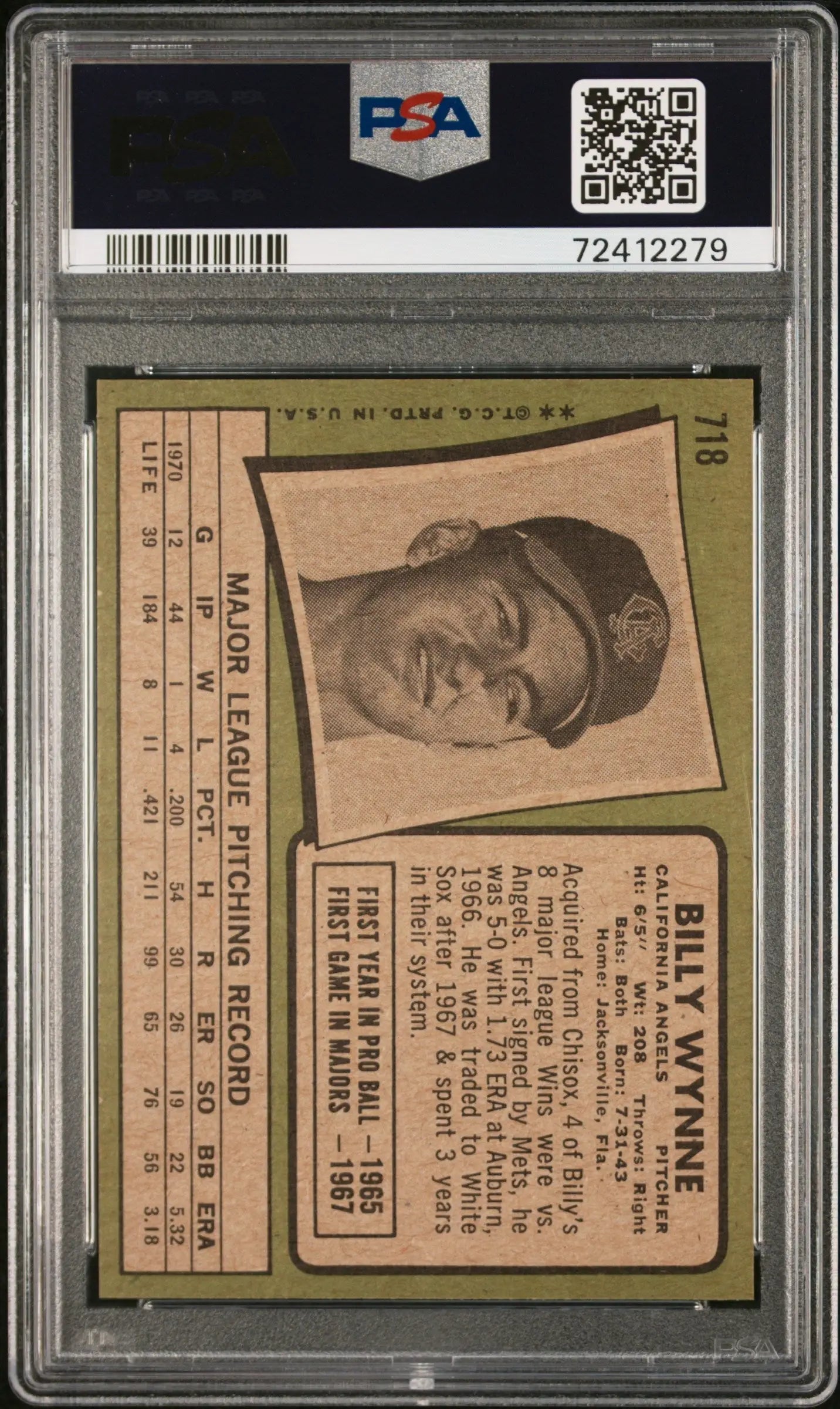 Graded vintage Billy Wynne baseball card from 1971 Topps PSA 8 Nm-Mint