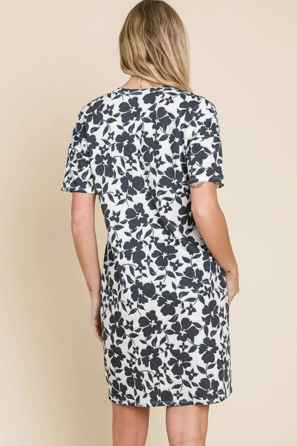 Black and white floral print mini dress with short sleeves from BOMBOM Floral Button collection